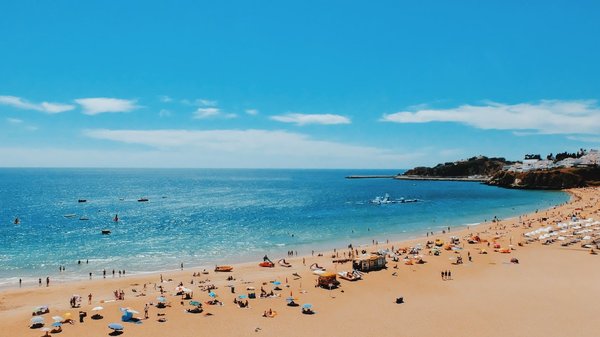 Tourisme de l'avenir : à quoi ressembleront les voyages en 2030 ?